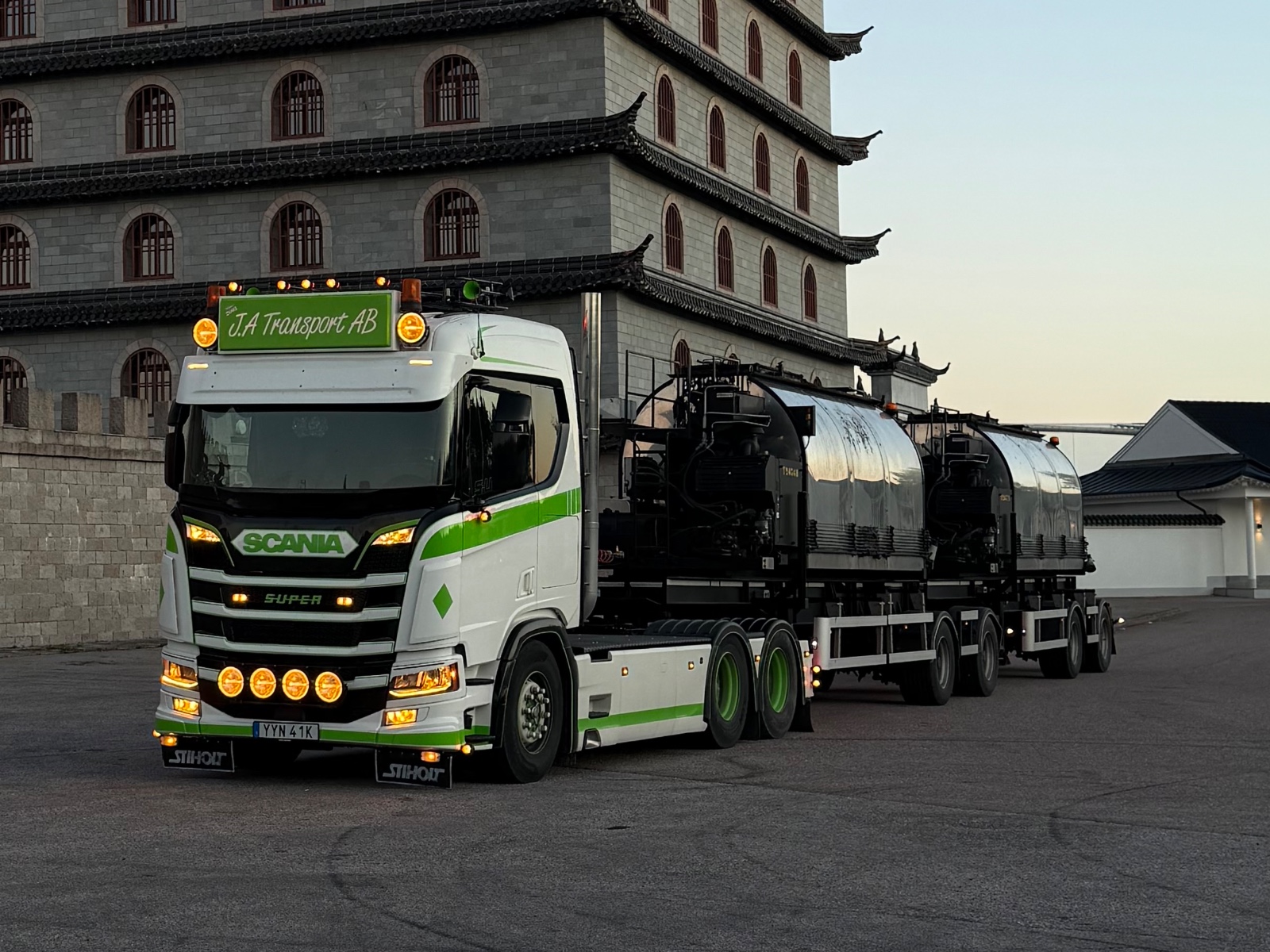 Startnummer 40619, JA TRANSPORT